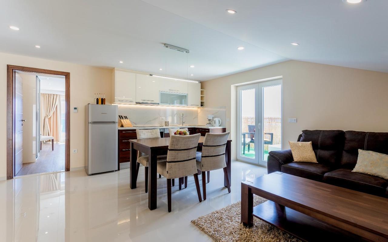 Villa Visnja Prestige Брела Екстериор снимка